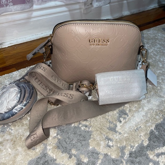 Bard new GUESS crossbody bag in Taupe color - Picture 7 of 8